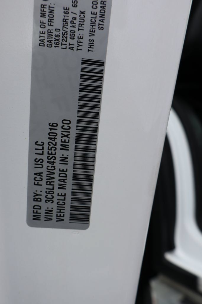 Used 2025 RAM ProMaster 2500 w/ U-Haul Equipment Group FWD image 33