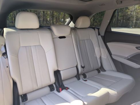 Used 2025 Audi Q5 Premium Plus w/ Premium Plus image 23