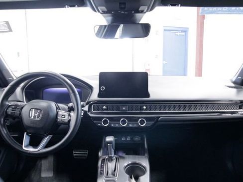 Certified 2024 Honda Civic Sport Touring image 18