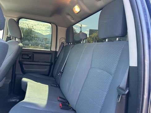 Used 2017 RAM 1500 Express AWD/4WD image 19