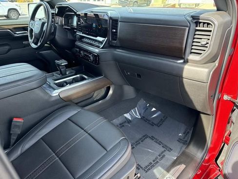 Used 2024 Chevrolet Silverado 1500 High Country image 13