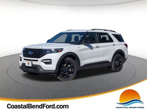New 2024 Ford Explorer ST-Line w/ Class IV Trailer Tow Package image 1