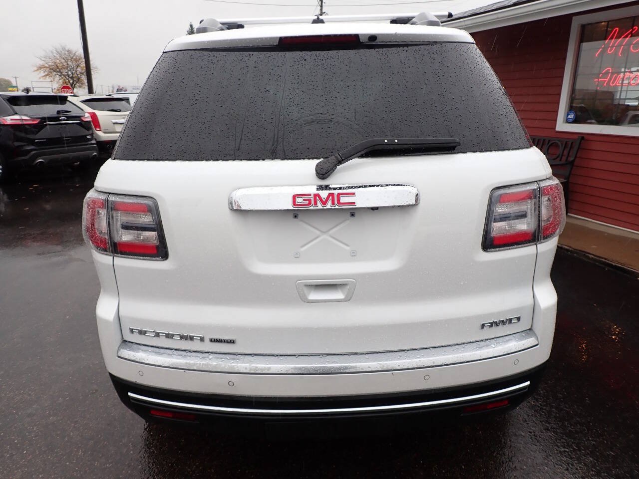 Used 2017 GMC Acadia Limited SLT AWD/4WD image 5