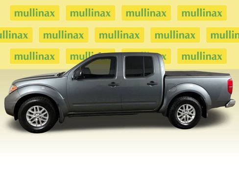 Used 2018 Nissan Frontier SV w/ Value Truck Package image 12