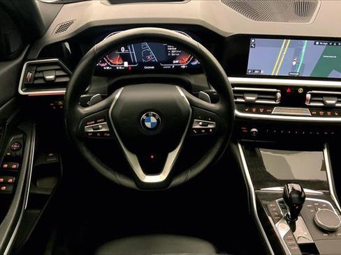 Used 2019 BMW 330i xDrive Sedan w/ Premium Package image 3