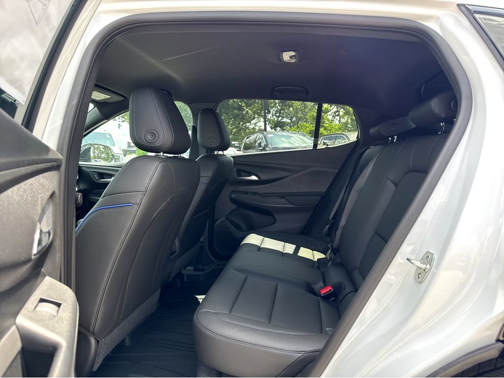 New 2026 Buick Envista Sport Touring w/ Convenience I Package FWD image 7