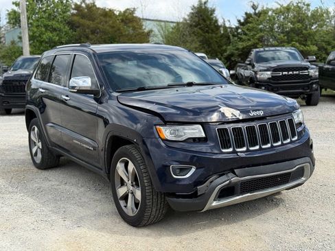 Used 2015 Jeep Grand Cherokee Limited w/ Luxury Group II image 4