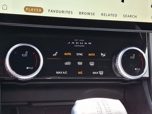 Certified 2025 Jaguar F-PACE R-Dynamic S image 25