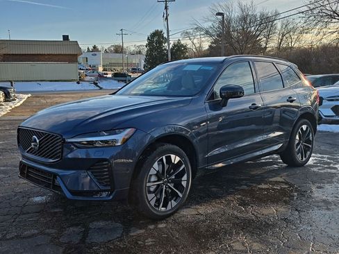 New 2026 Volvo XC60 B5 Plus w/ Climate Package AWD/4WD image 1