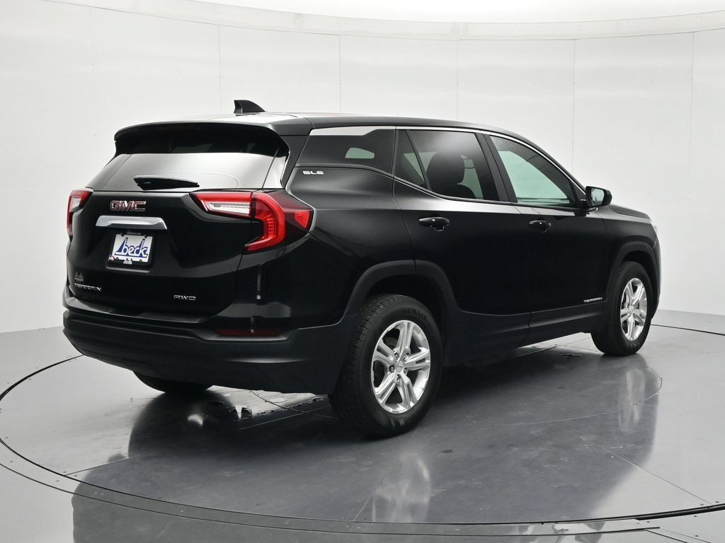 Certified 2024 GMC Terrain SLE AWD/4WD image 5