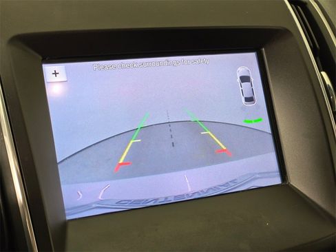 Used 2018 Ford Edge Titanium w/ Equipment Group 301A image 31