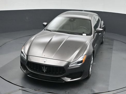 Used 2022 Maserati Quattroporte Modena Q4 AWD/4WD image 36