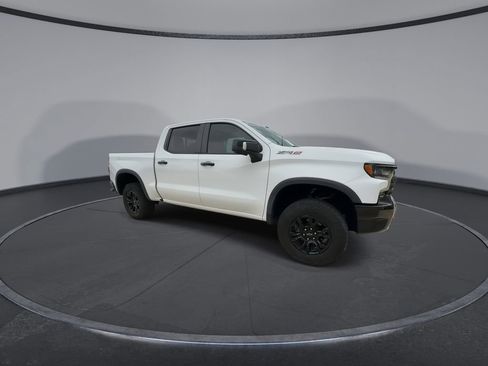 Used 2022 Chevrolet Silverado 1500 ZR2 AWD/4WD image 2
