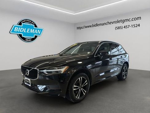 Used 2020 Volvo XC60 T5 Momentum image 3