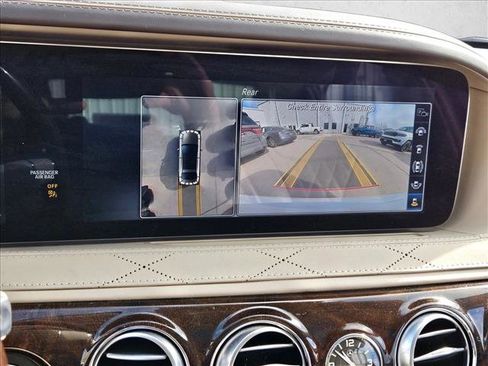 Used 2020 Mercedes-Benz S 560 Sedan image 17