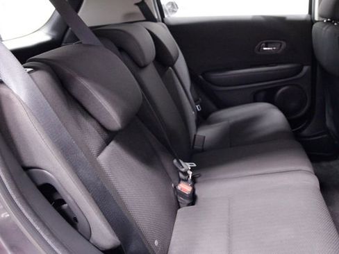 Used 2016 Honda HR-V LX image 17