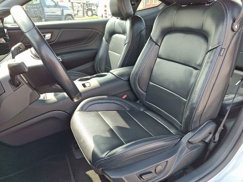 Used 2024 Ford Mustang Premium image 13