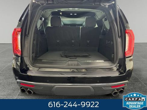Used 2023 GMC Yukon XL AT4 AWD/4WD image 12