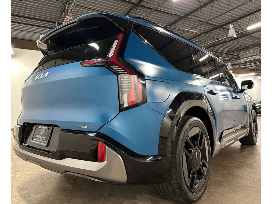 Used 2024 Kia EV9 GT-Line AWD/4WD image 13