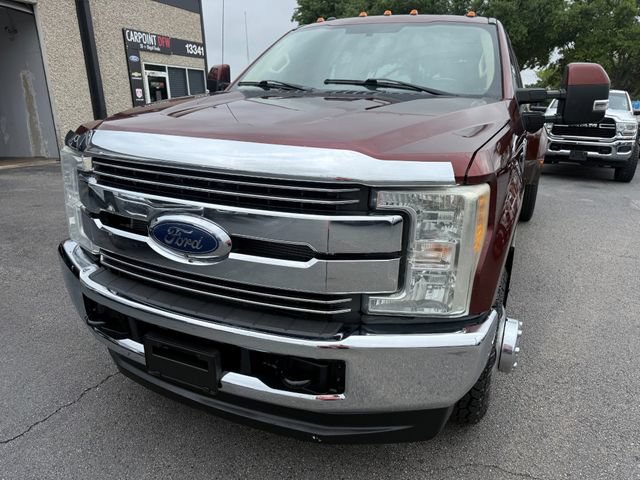 Used 2017 Ford F350 Lariat AWD/4WD image 11