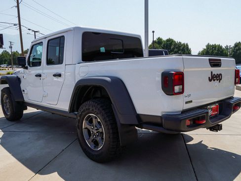 Used 2023 Jeep Gladiator Rubicon w/ Cold Weather Group AWD/4WD image 6