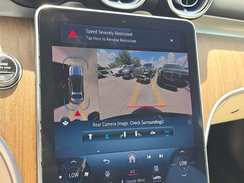 Used 2023 Mercedes-Benz C 300 4MATIC Sedan image 26