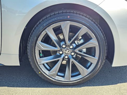 Used 2024 Toyota Corolla SE FWD image 9