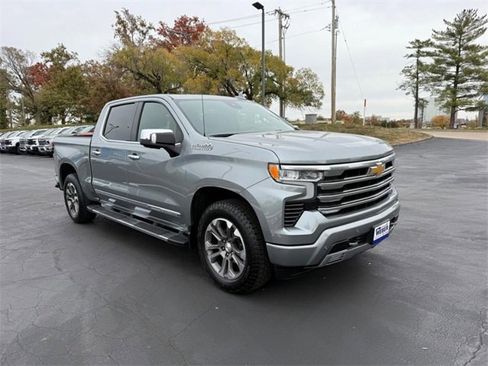 Used 2024 Chevrolet Silverado 1500 High Country w/ Technology Package image 9