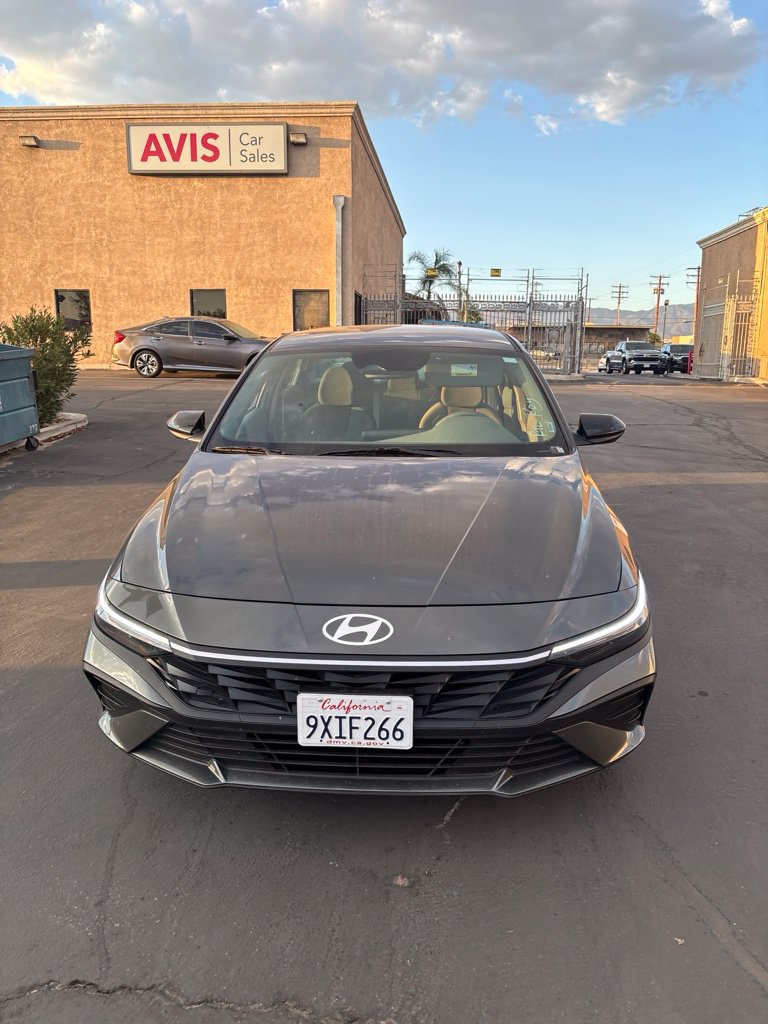 Used 2026 Hyundai Elantra Sport FWD image 2