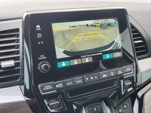 Used 2023 Honda Odyssey Elite image 16