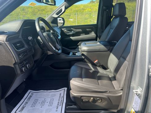 Used 2024 Chevrolet Tahoe LT image 13