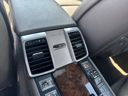 Used 2016 Porsche Panamera 4 AWD/4WD image 68