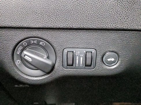 Used 2023 Dodge Charger SXT image 17