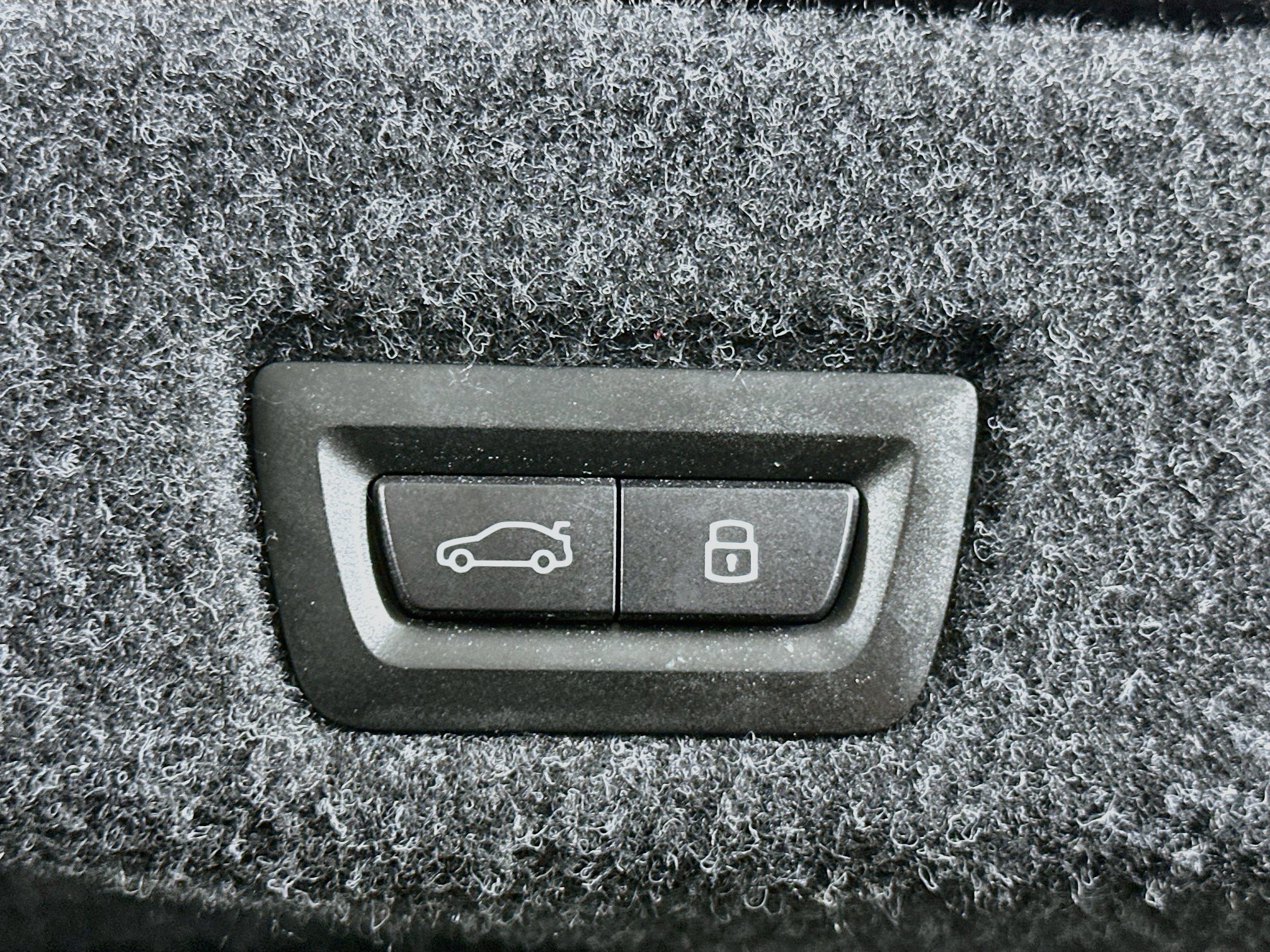 Used 2026 BMW 530i RWD image 31