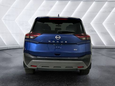 Used 2022 Nissan Rogue SV image 5