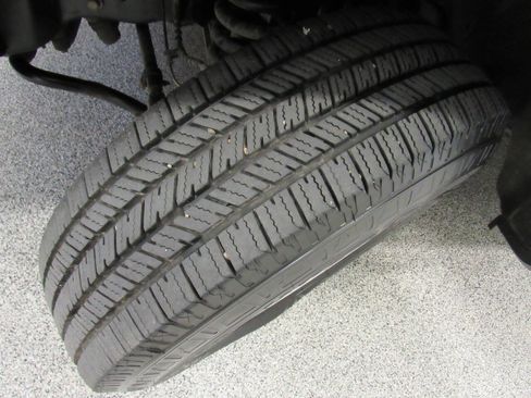 Used 2017 Ford F250 XL w/ Power Equipment Group image 30