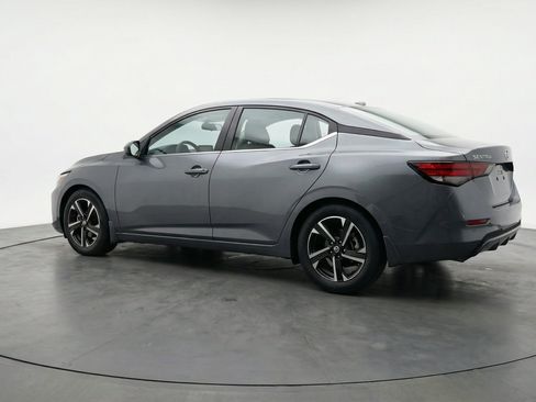Used 2025 Nissan Sentra SV FWD image 6
