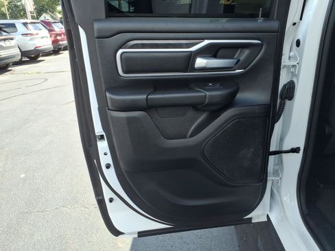 Used 2022 RAM 1500 Big Horn w/ Night Edition AWD/4WD image 17
