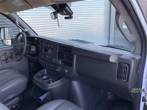 Used 2024 Chevrolet Express 3500 w/ Power Convenience Package RWD image 27