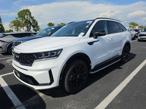 Used 2023 Kia Sorento SX AWD/4WD image 4