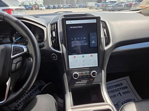 Certified 2024 Ford Edge SEL w/ Convenience Package AWD/4WD image 10