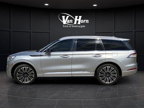 Used 2023 Lincoln Aviator Black Label w/ Dynamic Handling Package AWD/4WD image 4