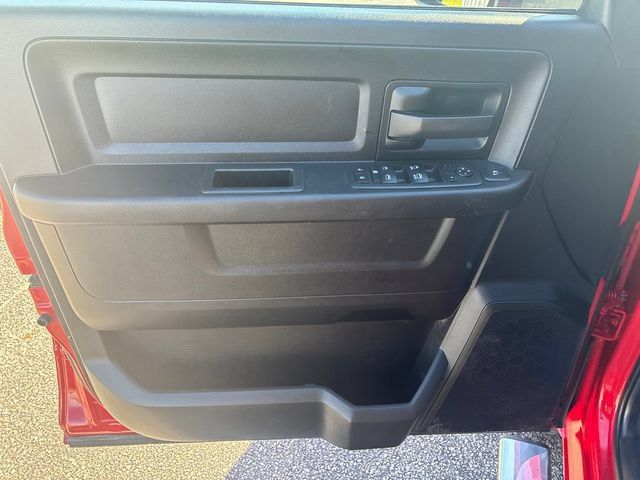 Used 2024 RAM 3500 Tradesman w/ Chrome Appearance Group AWD/4WD image 20