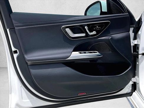 Certified 2025 Mercedes-Benz E 350 Sedan image 18