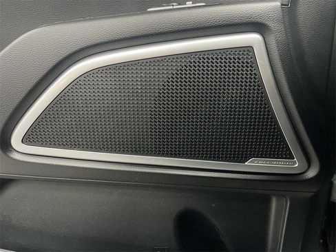 Used 2023 Kia Telluride EX image 19