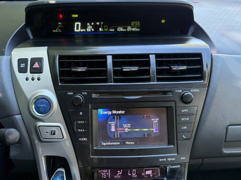 Used 2012 Toyota Prius V Three FWD image 14