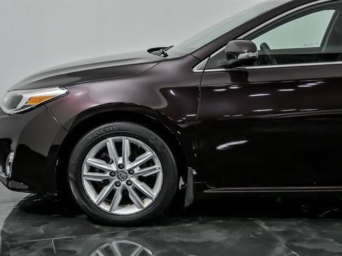 Used 2013 Toyota Avalon XLE image 6