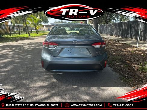 Used 2022 Toyota Corolla LE FWD image 7