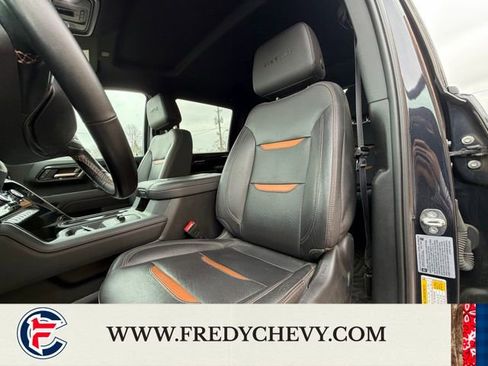 Used 2024 GMC Sierra 2500 AT4 w/ Technology Package image 19