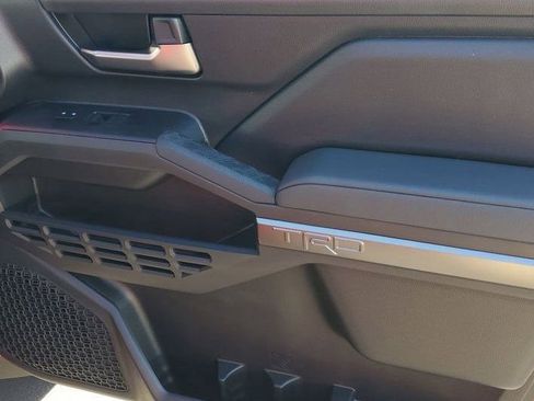 New 2025 Toyota Tacoma TRD Sport image 38